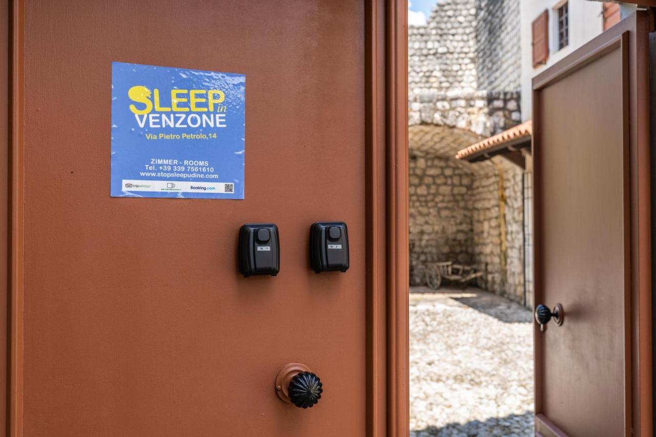 Hotel Sleep In Venzone Esterno foto